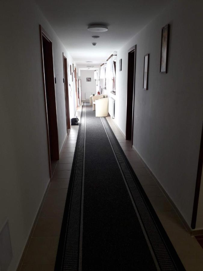 Penzion Na Hrazi Poděbrady Exterior foto